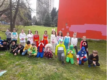 Prvi april, najgolemata zabava pod maski 7