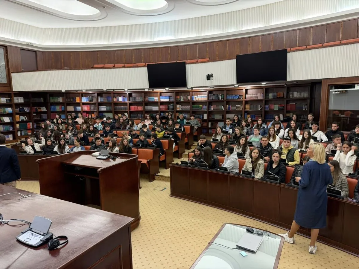 Едукативна посета на Собранието на Република Македонија