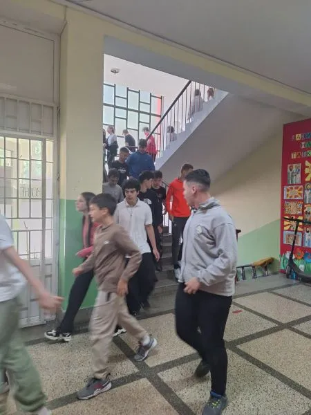 Безбедност пред се!