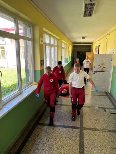 Безбедност пред се!