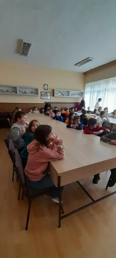 Интернетот не е само игра „Кликај безбедно!“